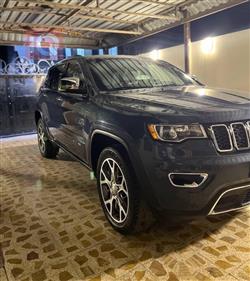 جيب جراند شيروكي